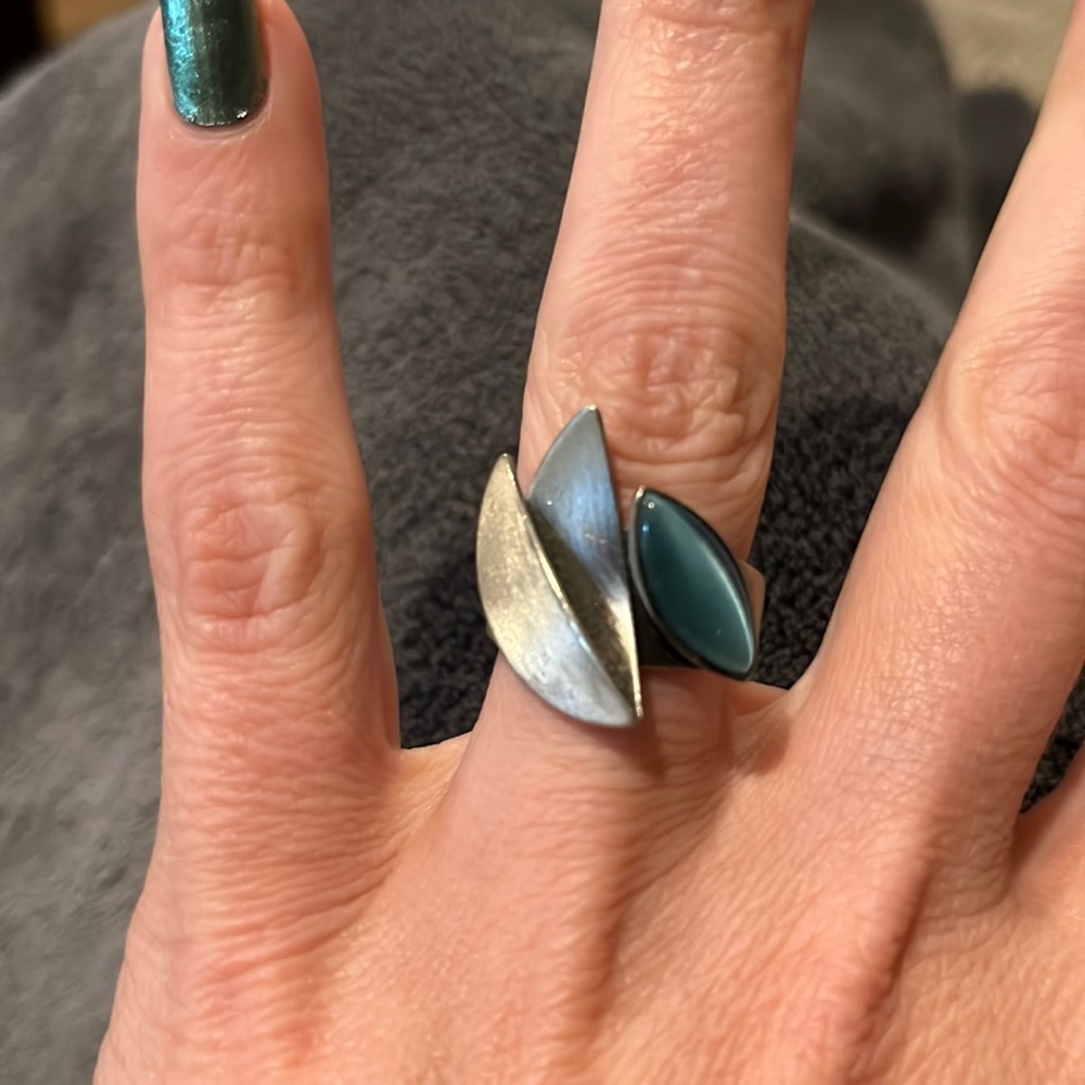 Sterling Silver Artistic Funky Ring Blue Stone Size 8.25